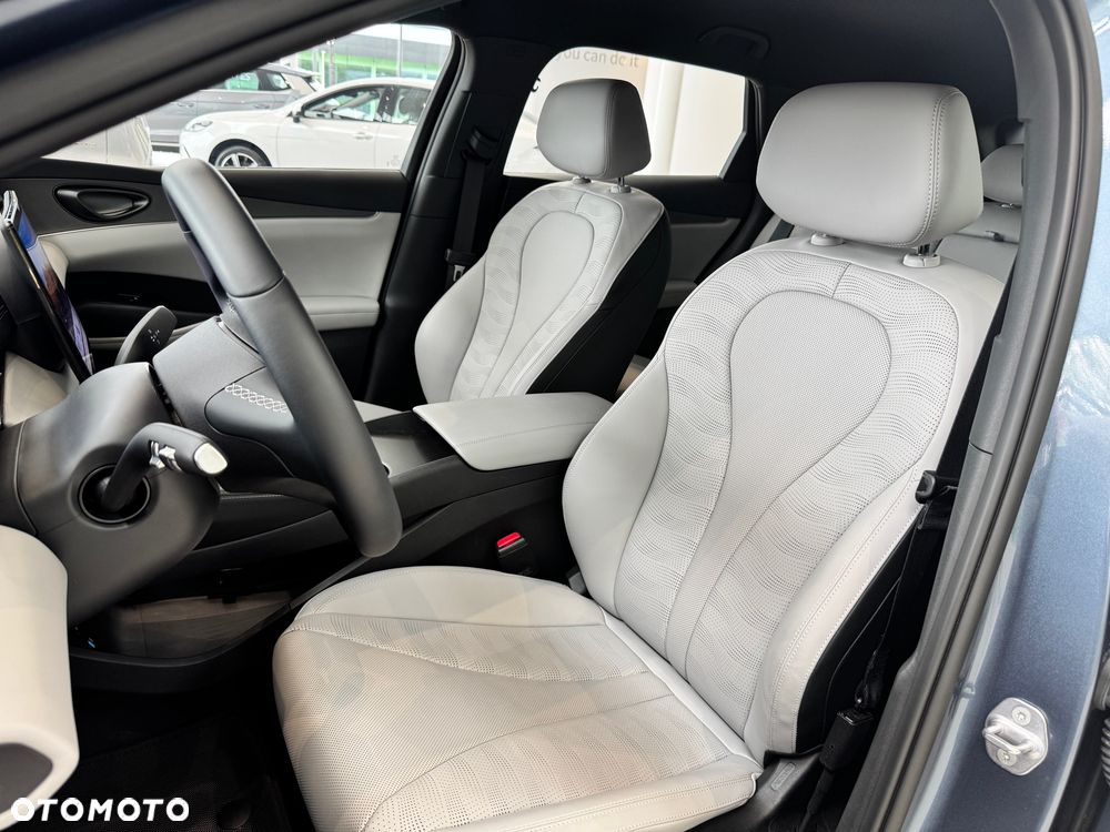 BYD Seal 6 - 11