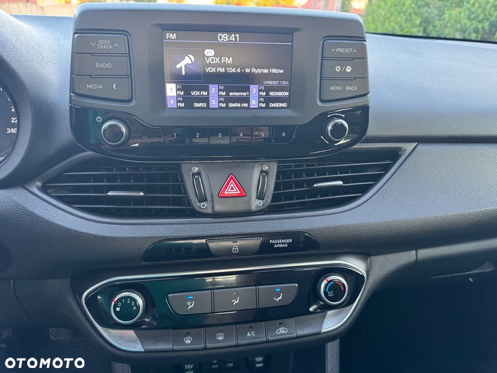 Hyundai i30 1.4 Fifa World Cup Edition - 23