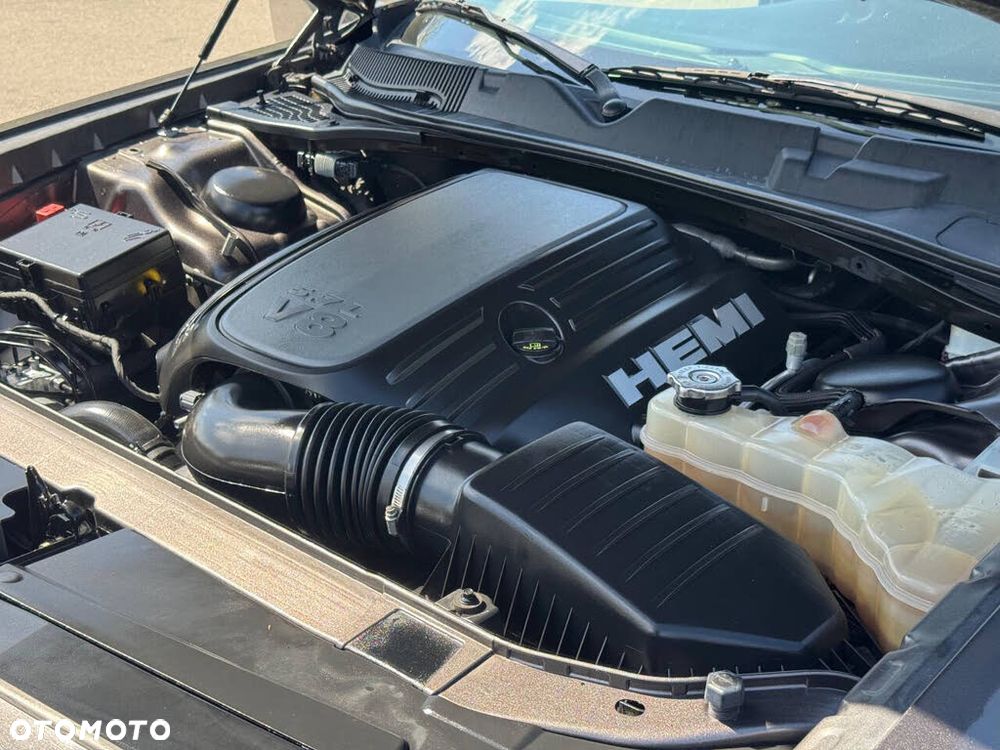 Dodge Challenger 5.7 R/T - 12