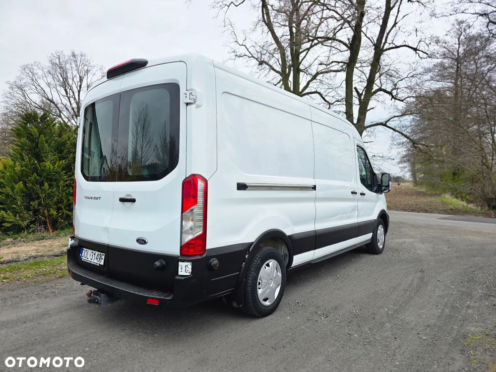 Ford Transit - 12