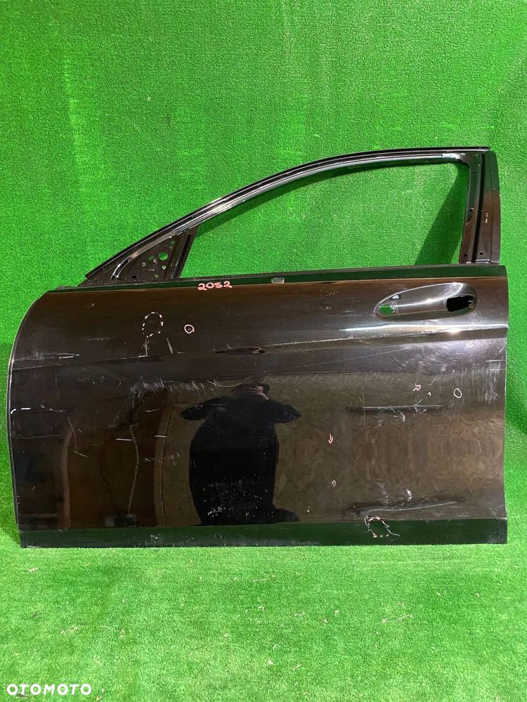 DRZWI PRZEDNIE LEWE LEWY PRZÓD MERCEDES W204 C-KLASA 08- NR.2052 - 1
