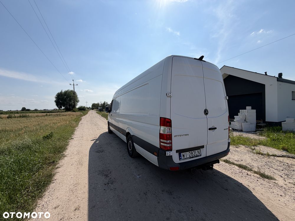 Mercedes-Benz SPRINTER - 7