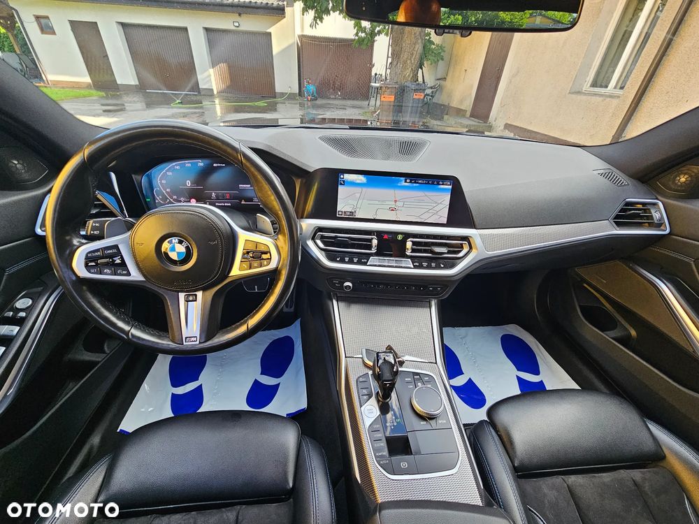 BMW Seria 3 330e M Sport - 8