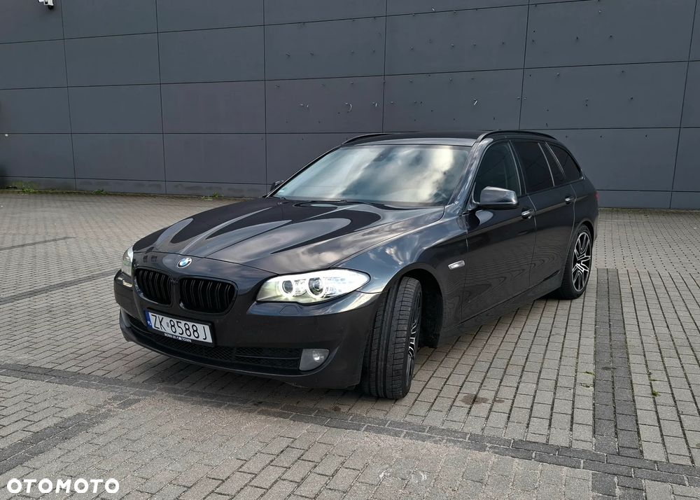 BMW Seria 5 525d - 3