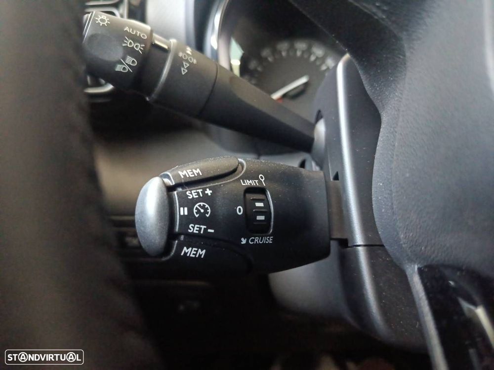 Citroën C3 Aircross 1.5 BlueHDi C-Series - 19