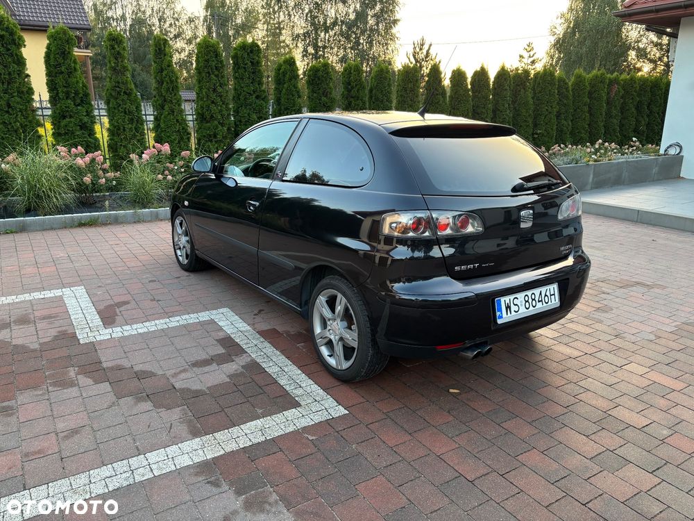 Seat Ibiza 1.8 20V T FR - 4