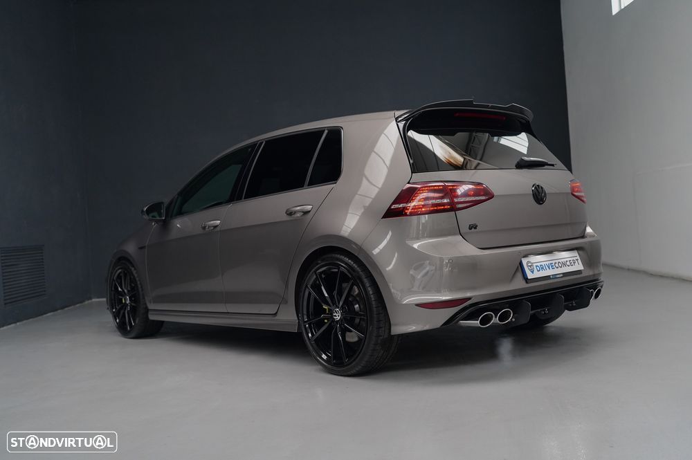 VW Golf 2.0 TSI R DSG - 31