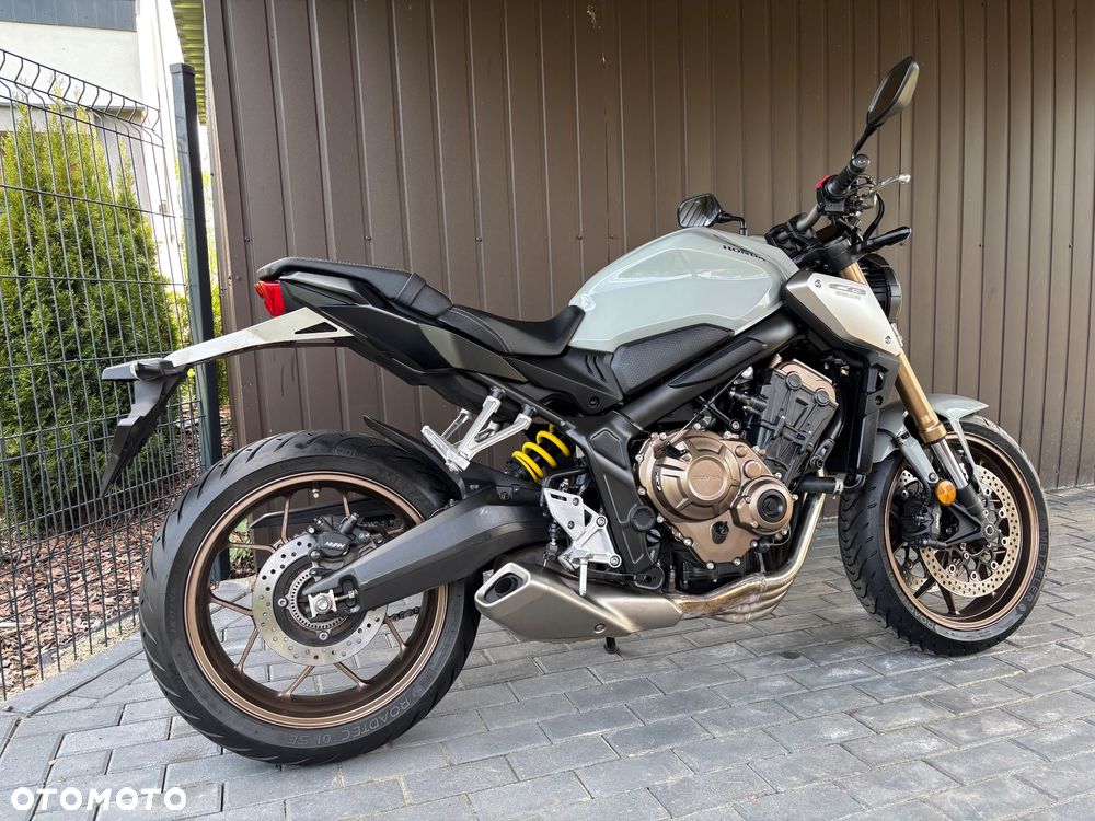 Honda CB - 20