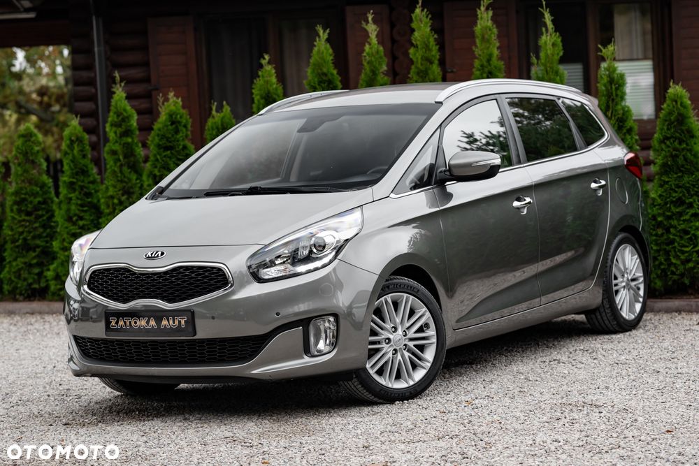 Kia Carens