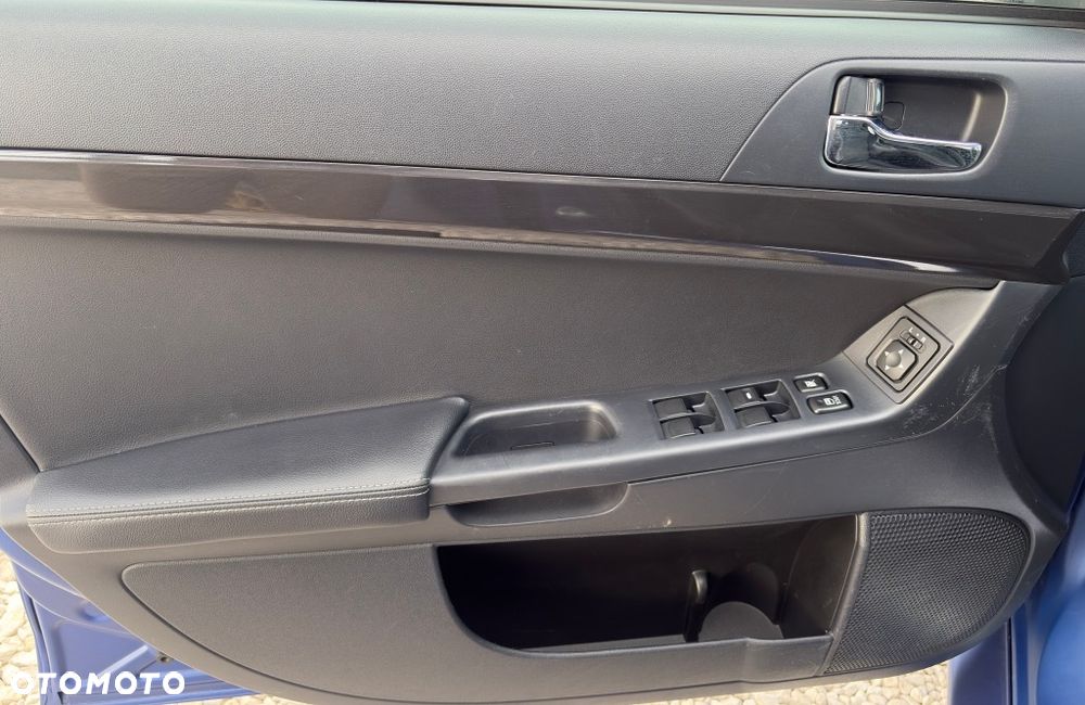 Mitsubishi Lancer Evolution - 14