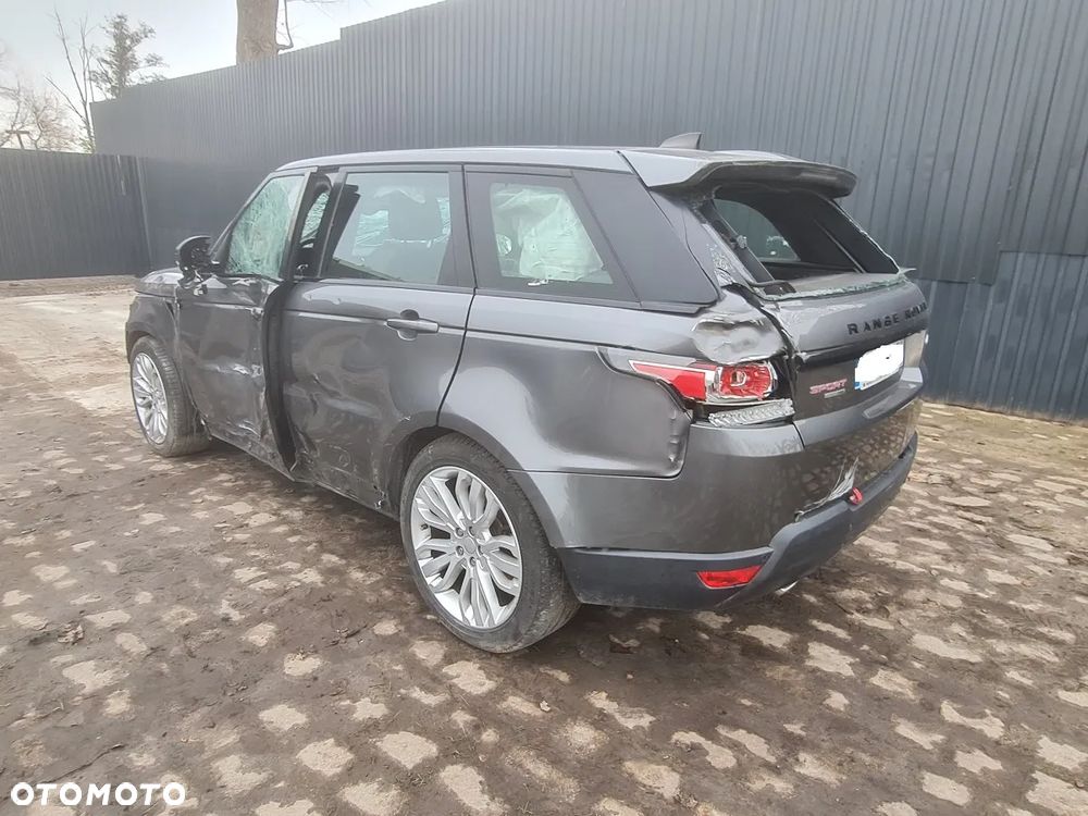 Land Rover Range Rover Sport TDV6 HSE Dynamic - 2