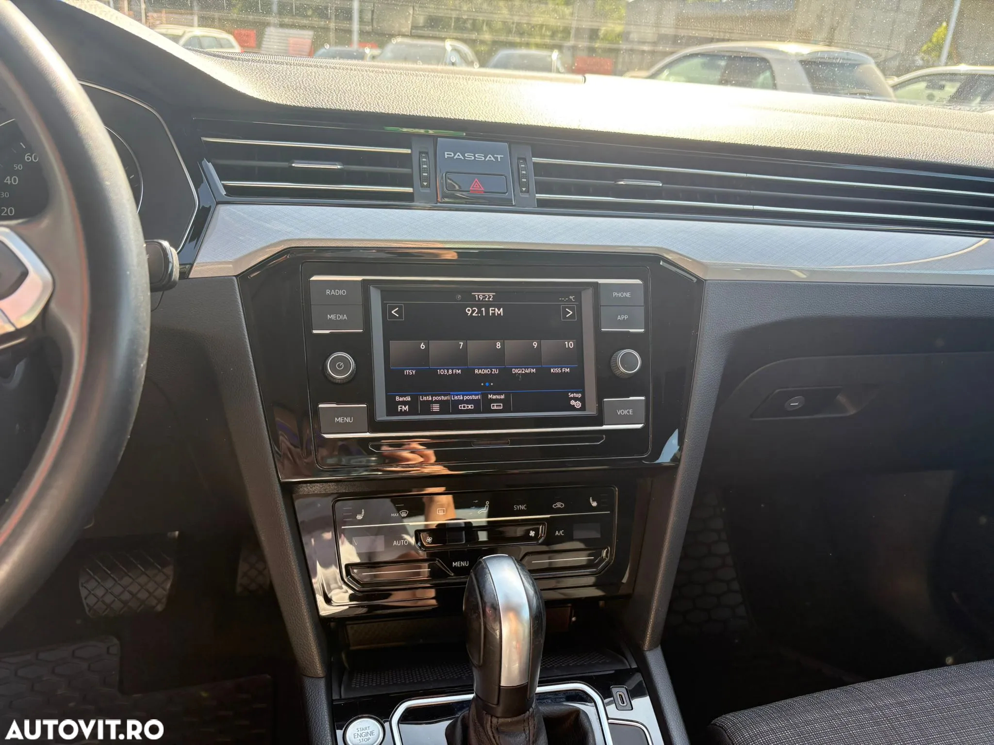 Volkswagen Passat - 10