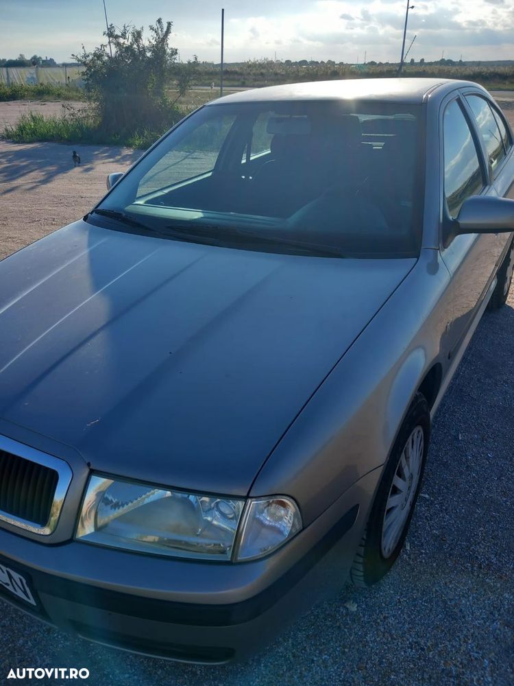 Skoda Octavia Tour 1.6 - 3