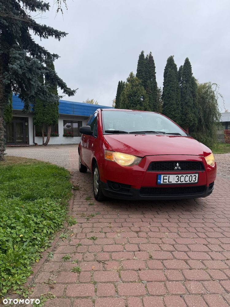 Mitsubishi Colt 2010 photo 3