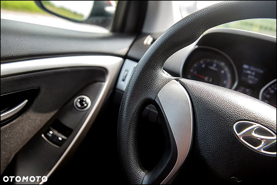 Hyundai i30 - 18