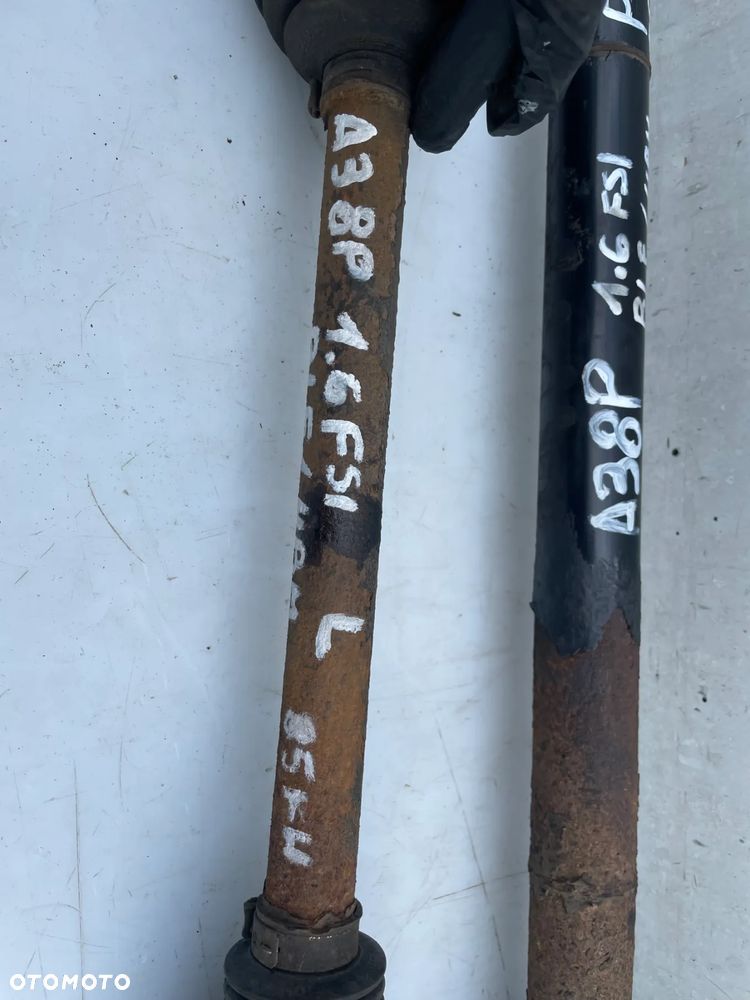 Półoś lewa prawa Audi A3 8P vw Golf V 1.6 FSI - 4