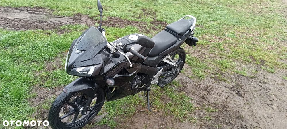 Honda CBR - 1