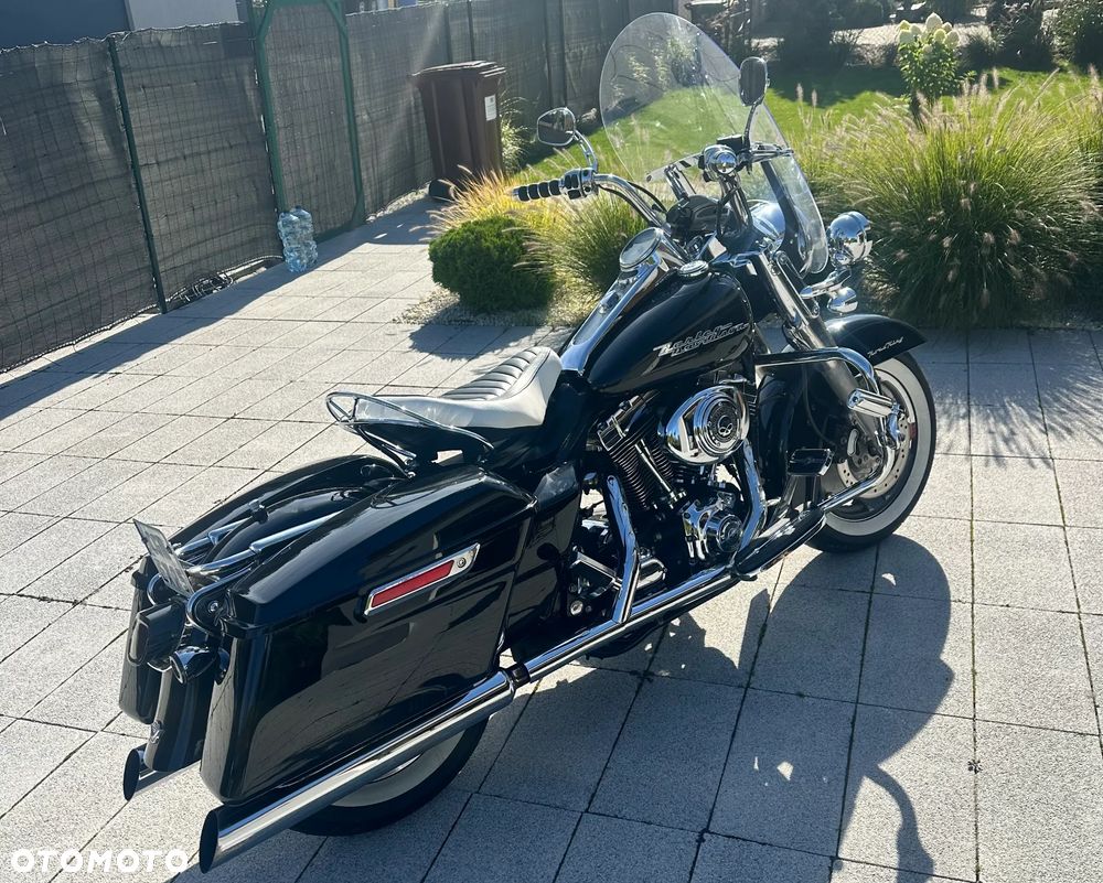 Harley-Davidson Touring Road King - 2