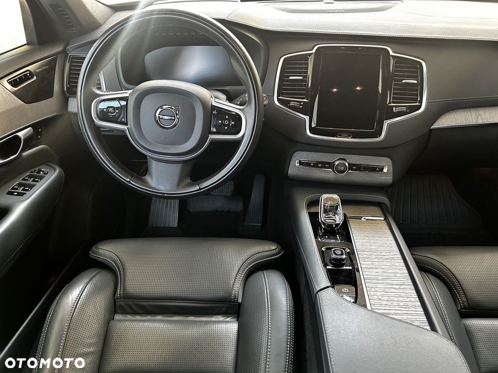 Volvo XC 90 - 15