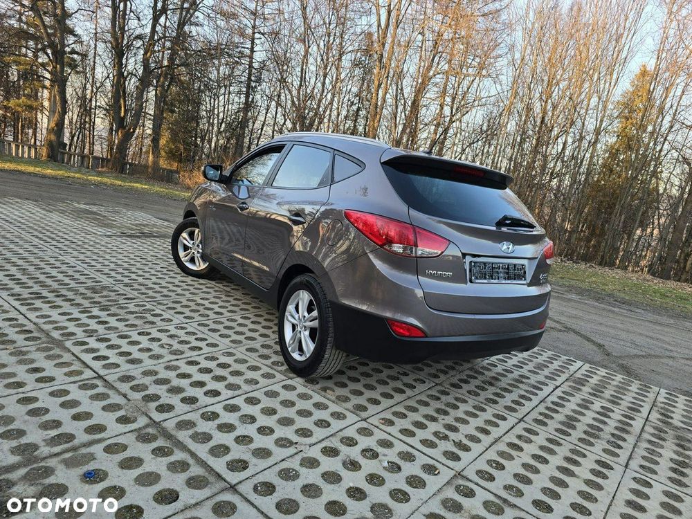 Hyundai ix35 - 11