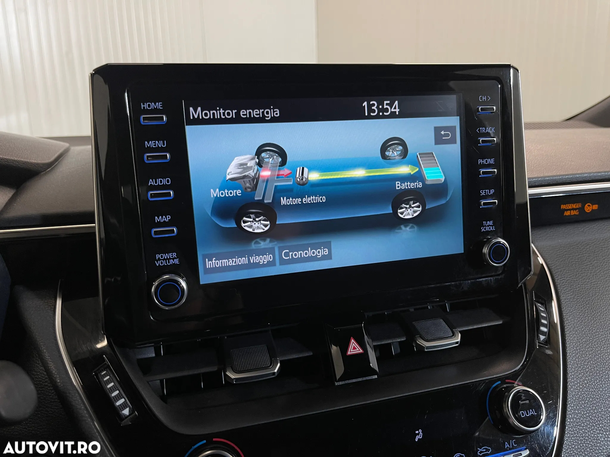 Toyota Corolla 2.0 Hybrid Business Edition - 15