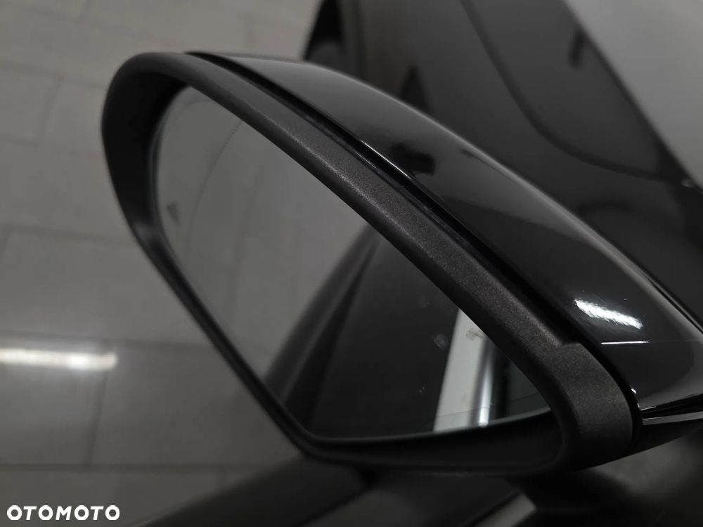 Mercedes-Benz GLC 300 de 4Matic 9G-TRONIC AMG Line Plus - 26