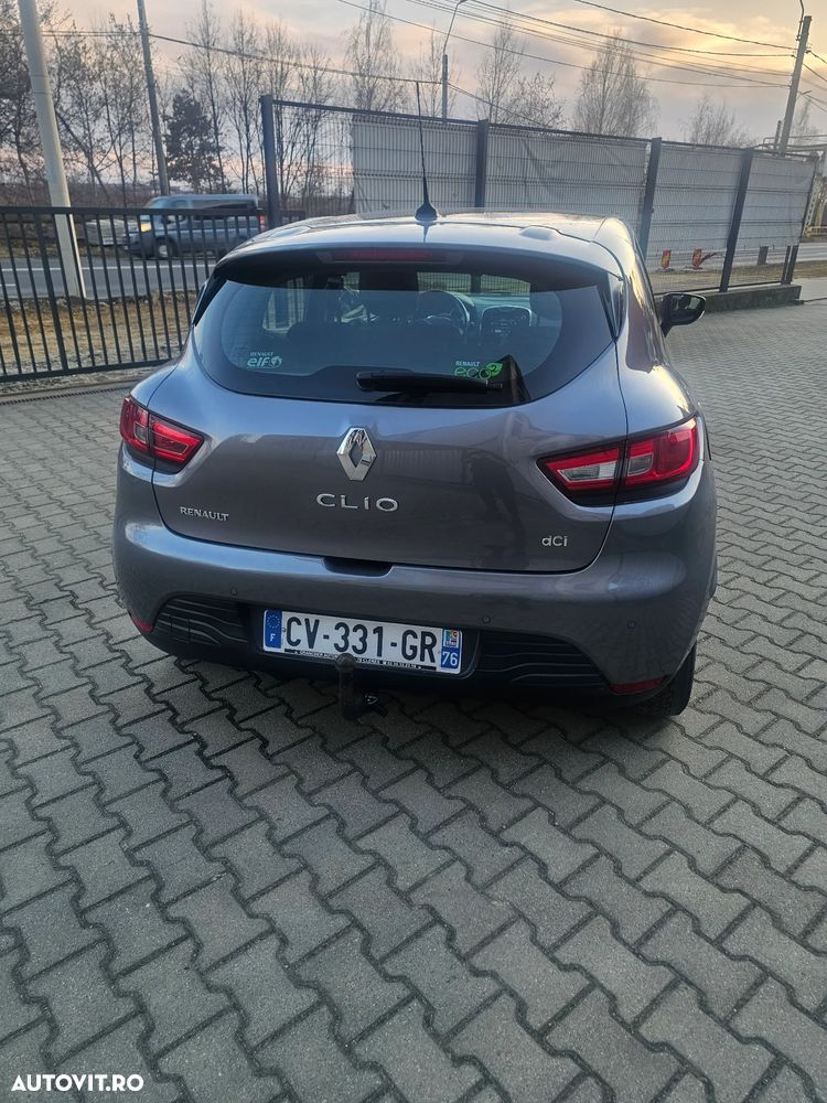 Renault Clio - 13