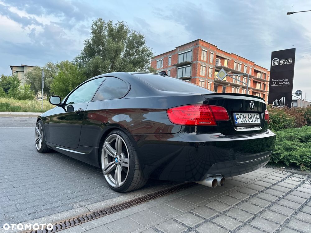 BMW Seria 3 320i - 3