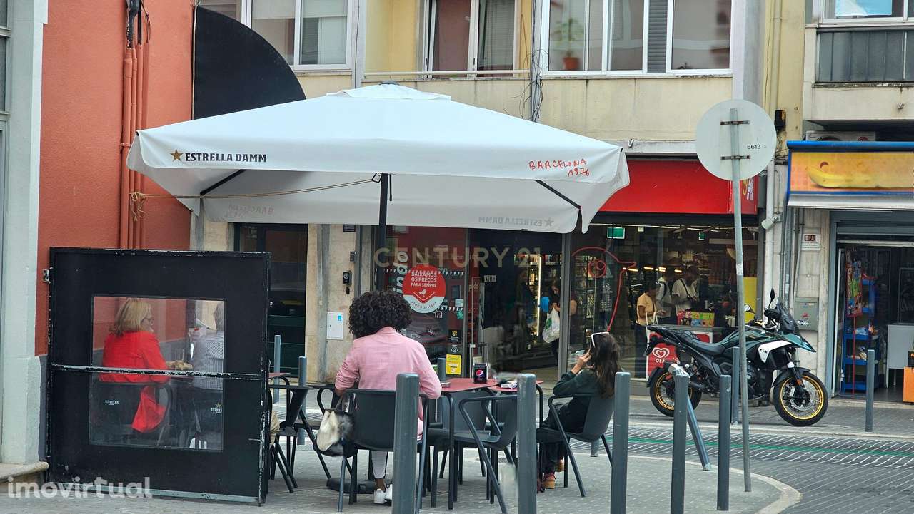 Restaurante - Snack Bar com esplanada em Lisboa - (Negociável) - Grande imagem: 2/7