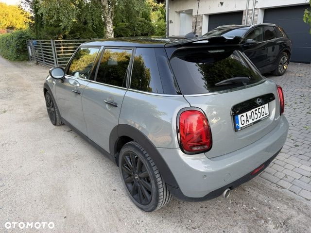 MINI Cooper Standard - 5