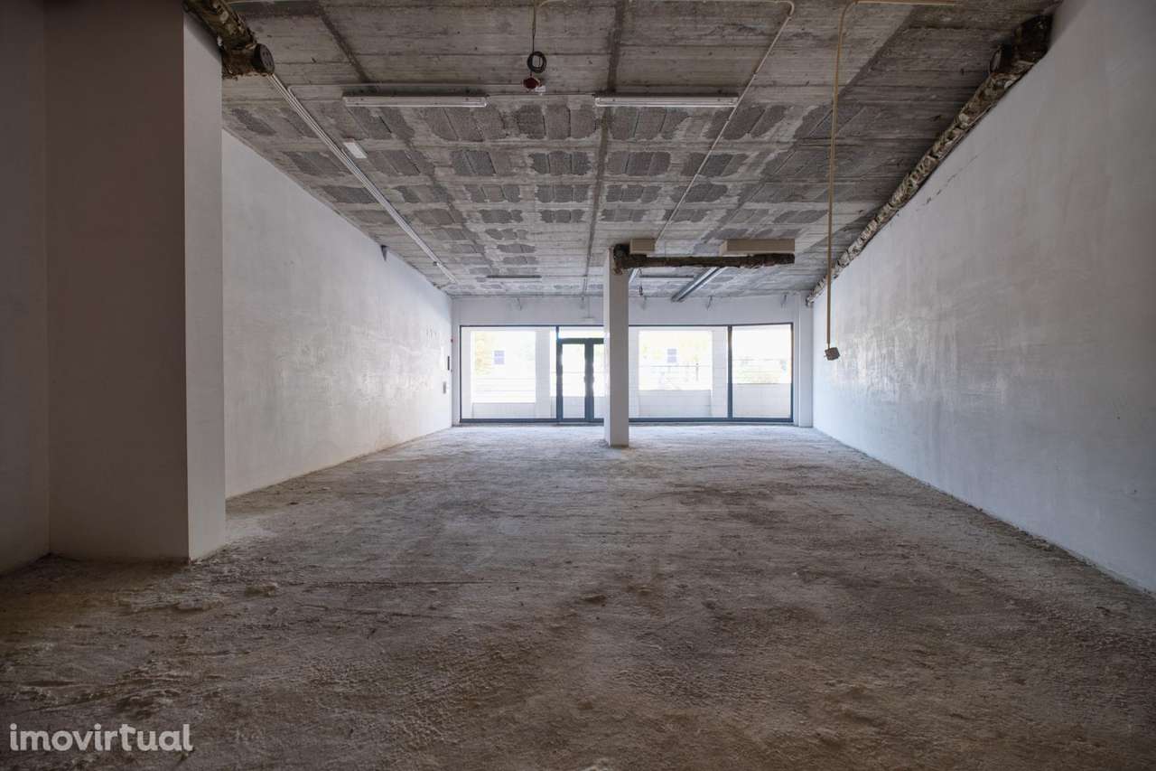 Espaço Comercial Novo em Vila Chã, Amadora - Grande imagem: 4/19
