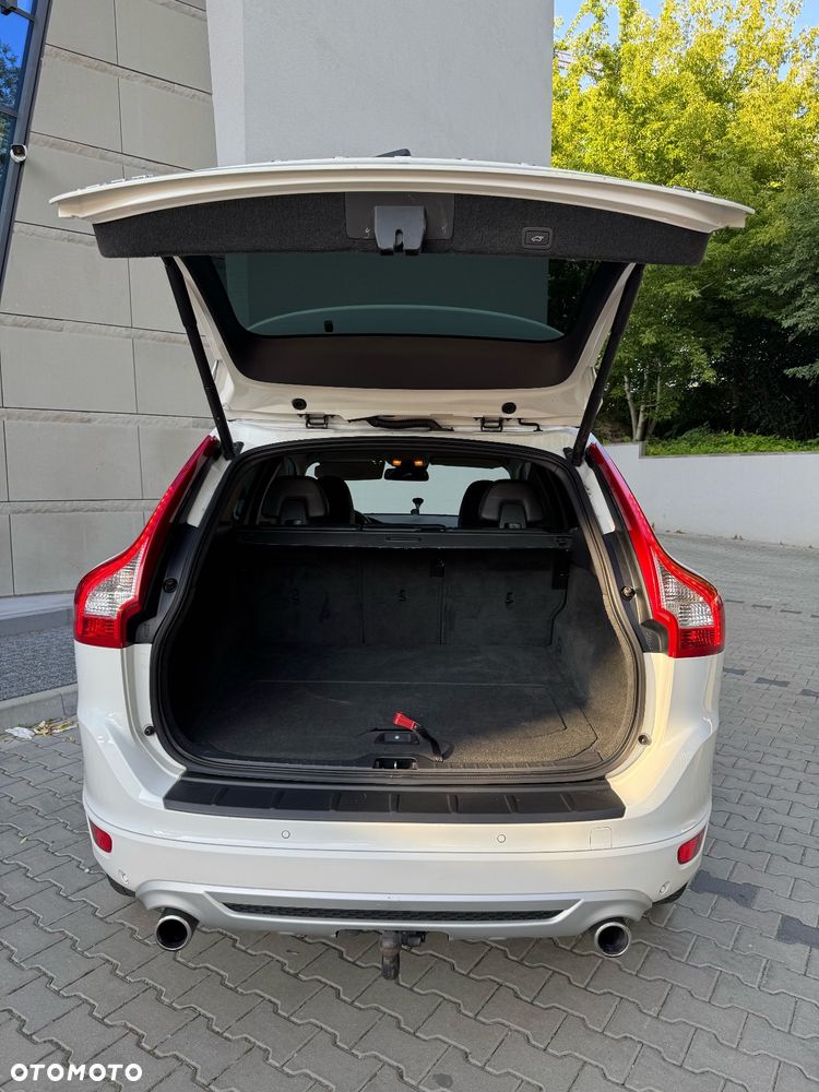 Volvo XC 60 D3 R-Design Kinetic - 26