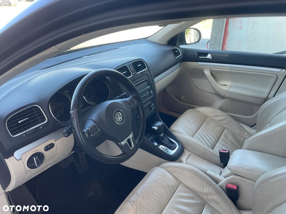 Volkswagen Golf 2.0 TDI DPF DSG Comfortline - 17