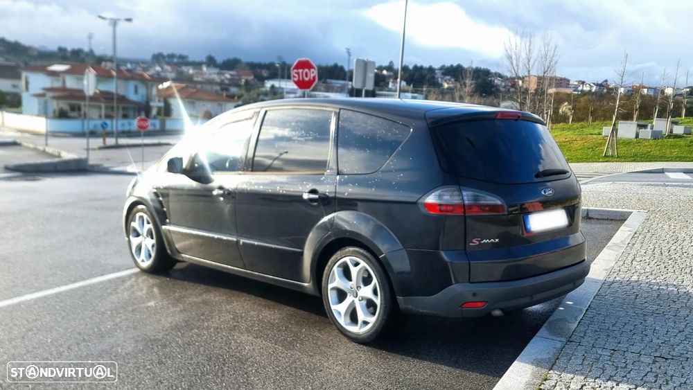 Ford S-Max 2.0 TDCi Titanium 7L - 3