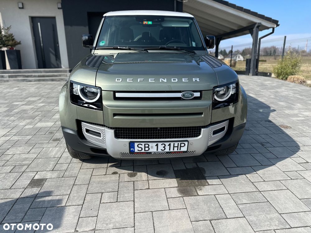 Land Rover Defender 110 D240 SE - 3