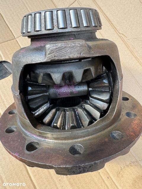 Mechanizm różnicowy mostu kosz Iveco Daily 65C/ 70C - 1