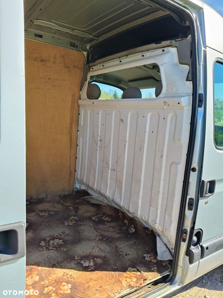 Renault MASTER 2.5 - 13