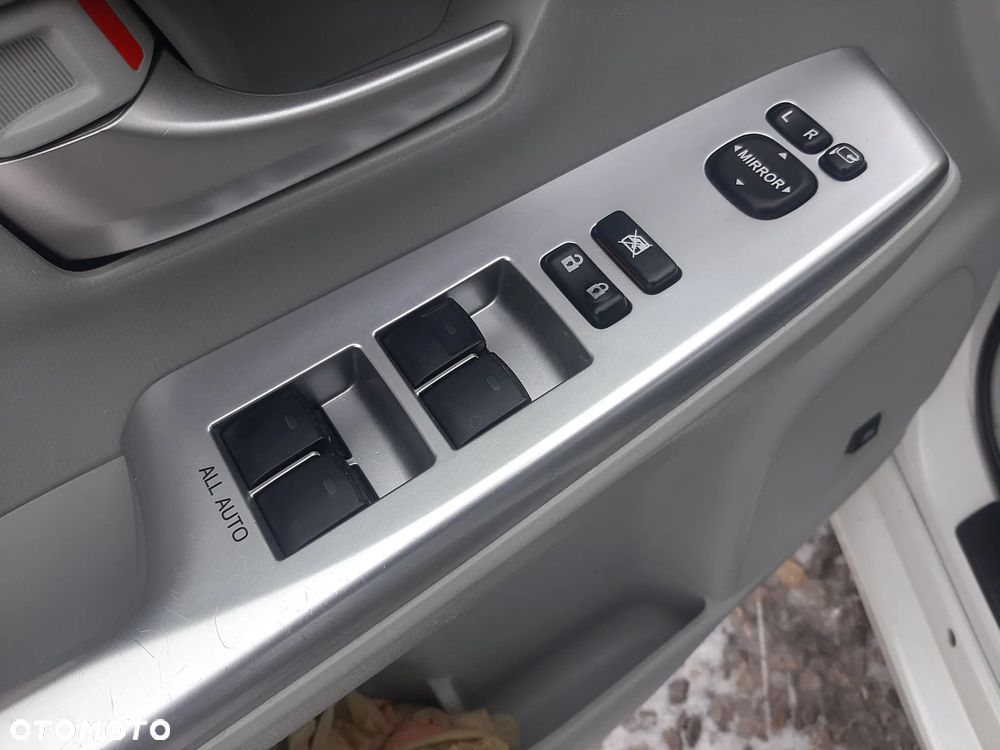 Toyota Prius+ (Hybrid) Executive - 22