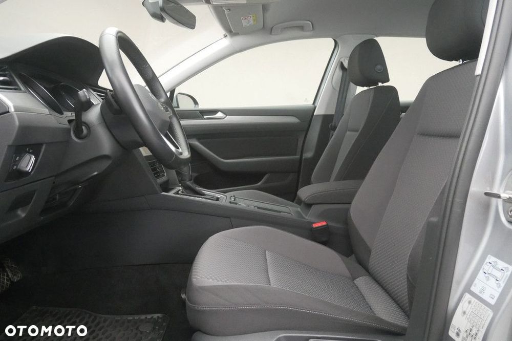 Volkswagen Passat Variant 1.5 TSI EVO Essence DSG - 12