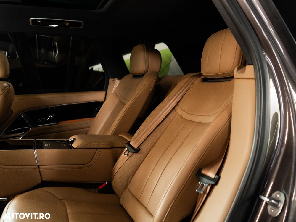 Land Rover Range Rover 3.0 I6 D300 MHEV HSE - 34