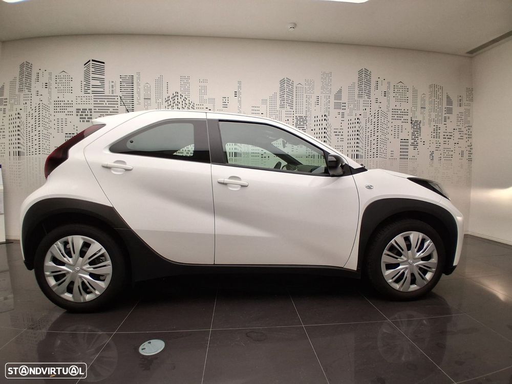 Toyota Aygo X - 8