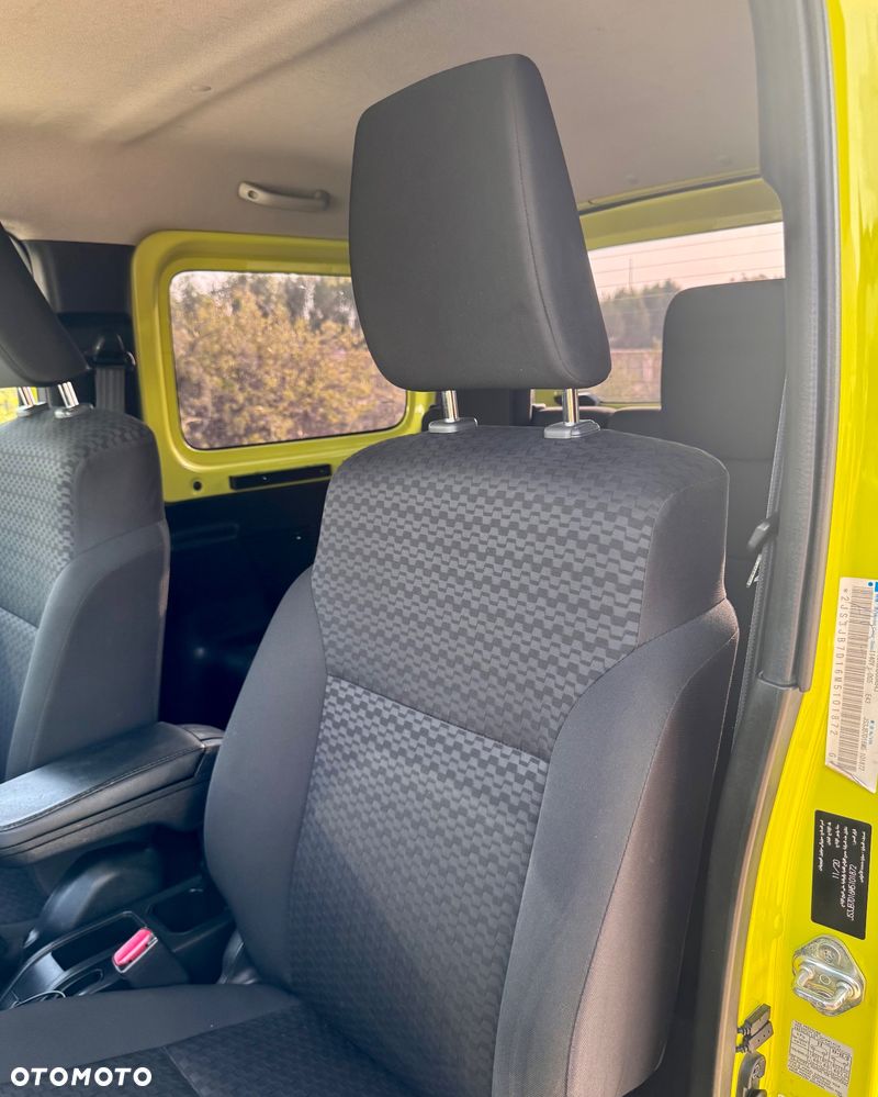 Suzuki Jimny - 32