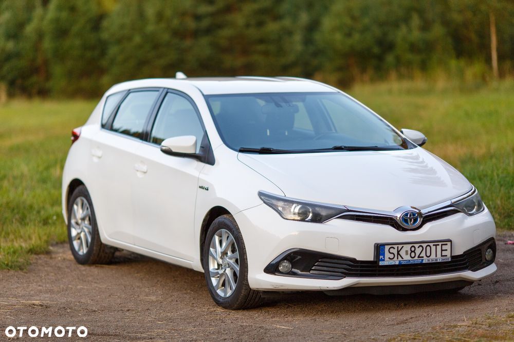 Toyota Auris Hybrid 135 Active - 4
