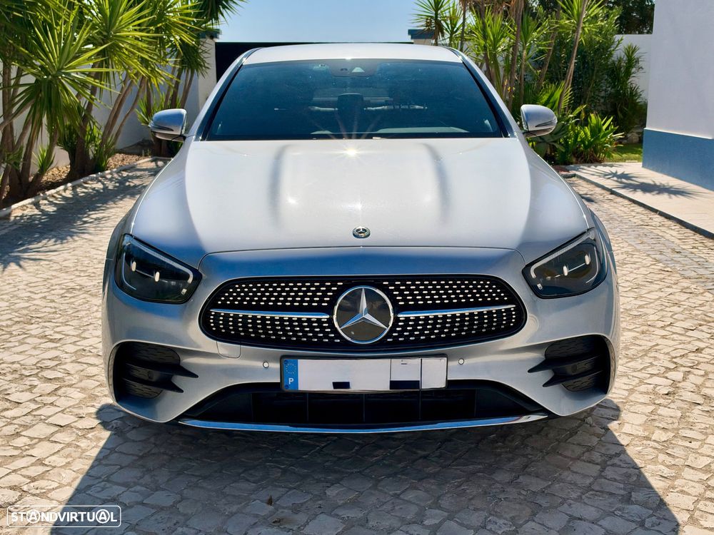 Mercedes-Benz E 300 de AMG Line - 1