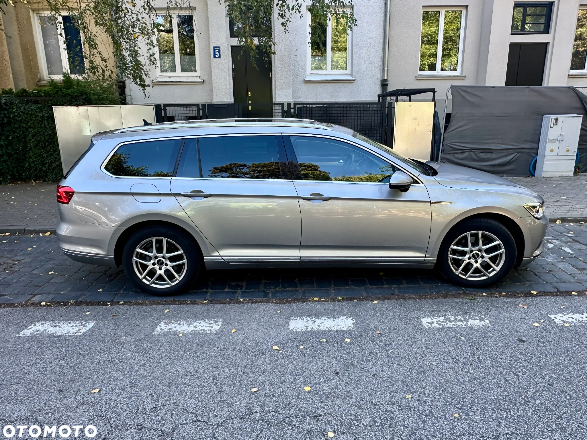 Volkswagen Passat 2.0 TDI BMT 4Mot Highline DSG - 3