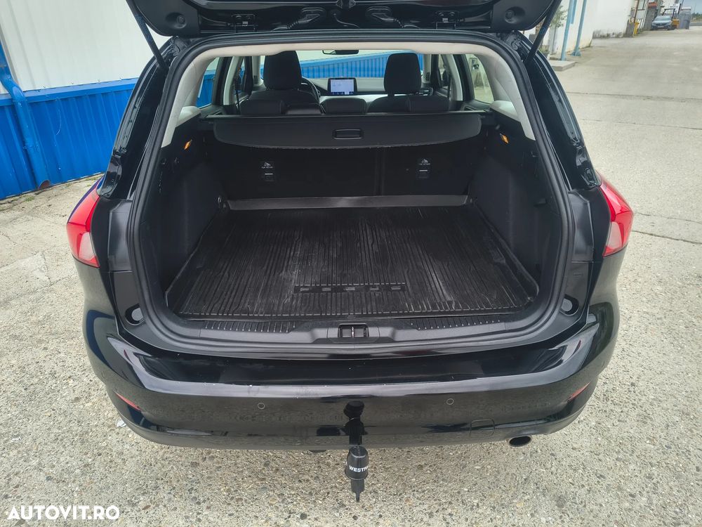 Ford Focus - 19