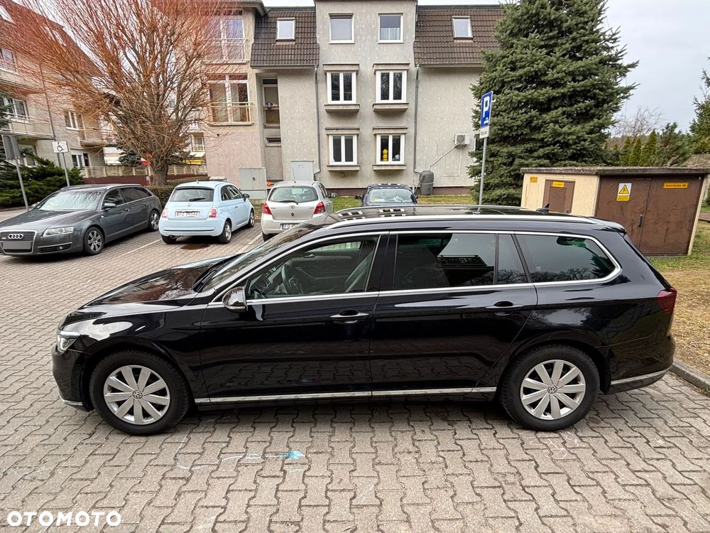 Volkswagen Passat 2.0 TDI SCR DSG Elegance - 8