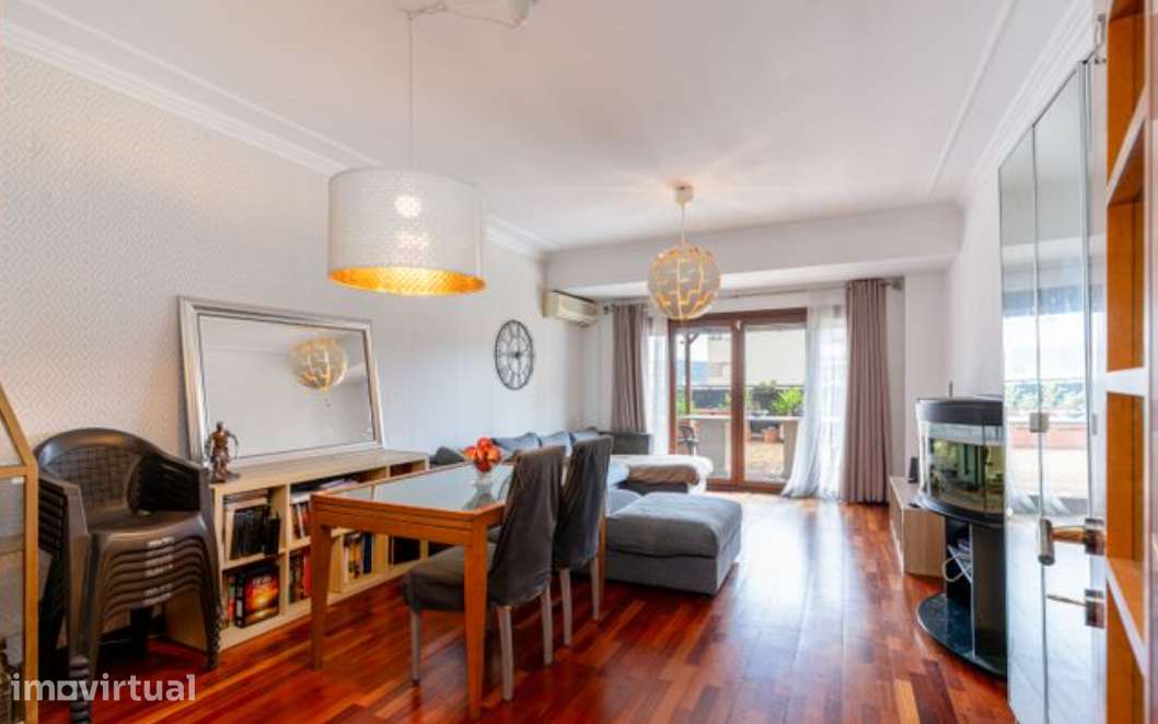 Apartamento T4 na Quinta do Almirante com terraço 200m2 - Grande imagem: 3/21