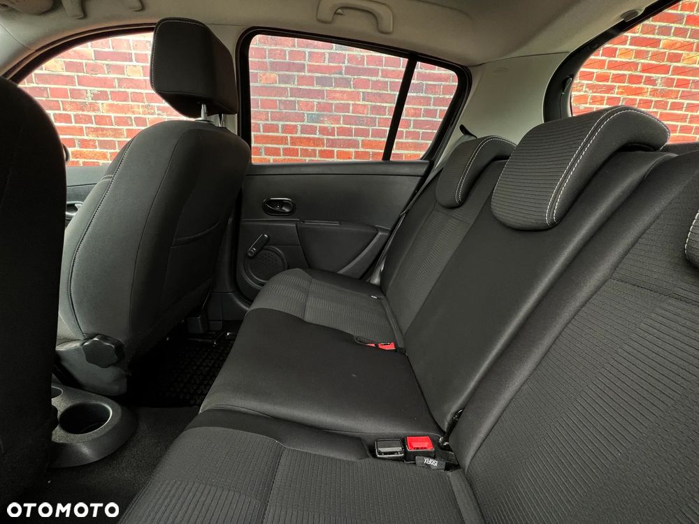 Renault Clio - 19