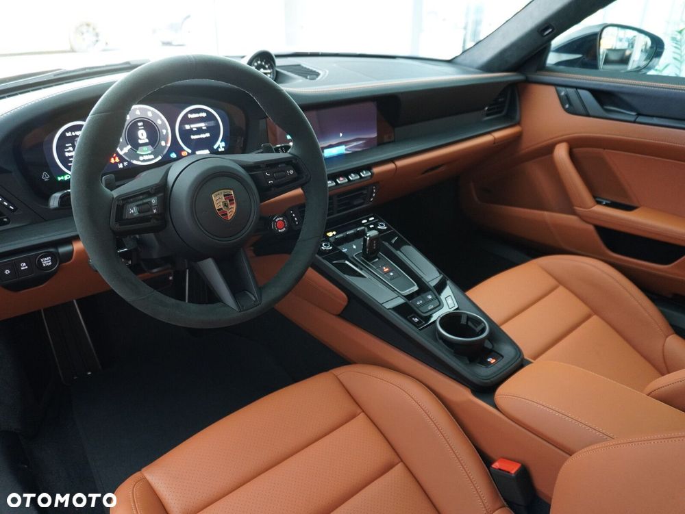 Porsche 911 - 24